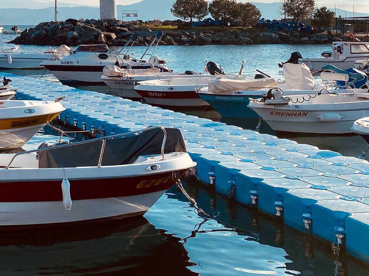 Dock Manufacturers - Fixed and Floating Docks