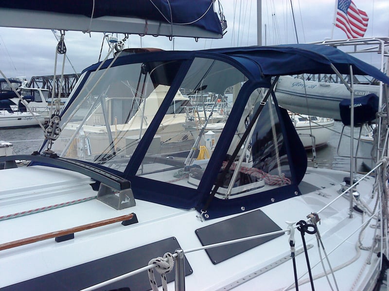 Makrolon<sup>®</sup> VR Flexible Marine Polycarbonate