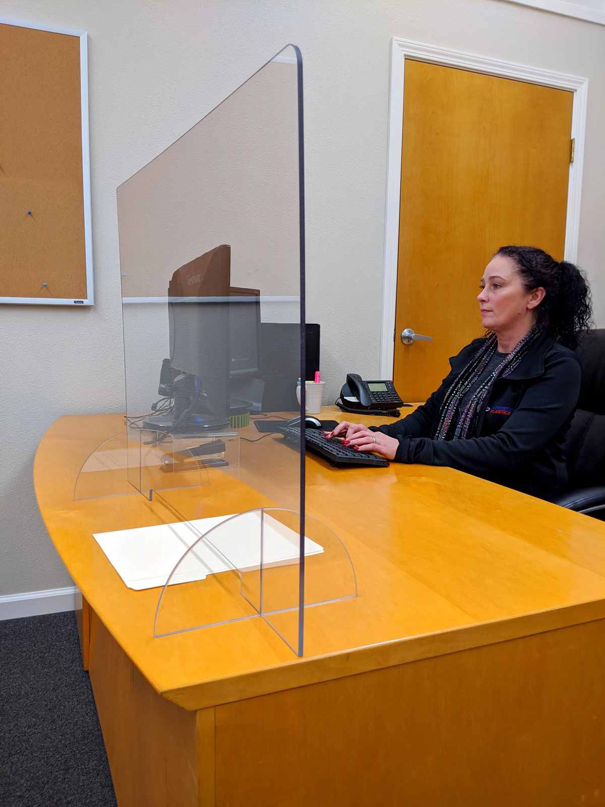 Polycarbonate Desktop Protective Shield | Vertical Sneeze Guard Image 4
